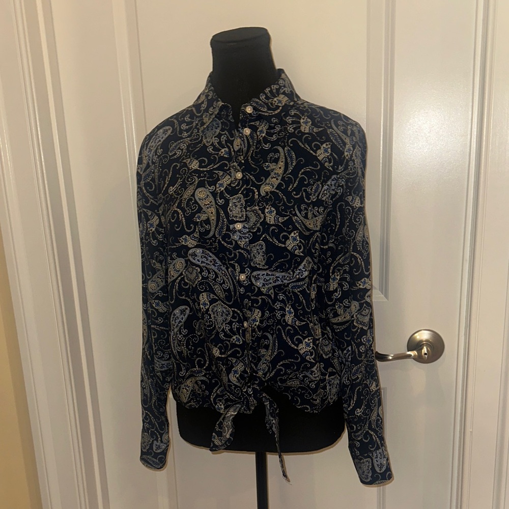 H&M Navy and White Paisley Button Down Shirt